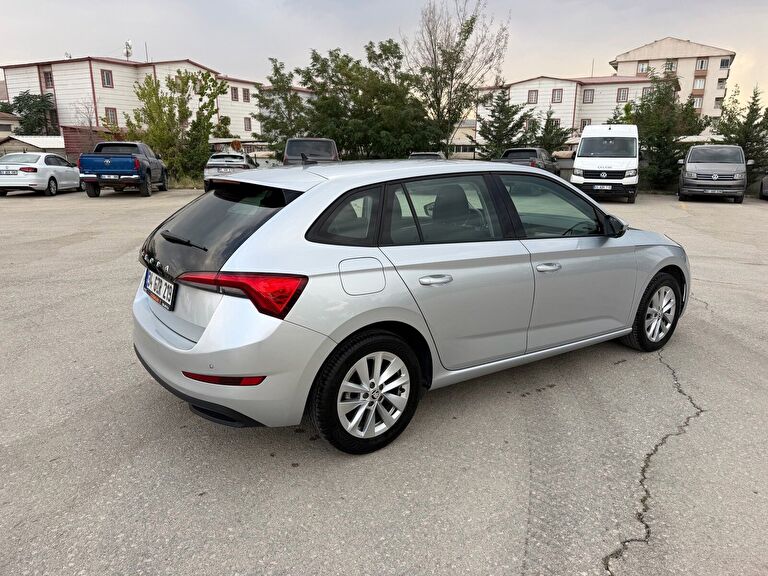 SKODA SCALA