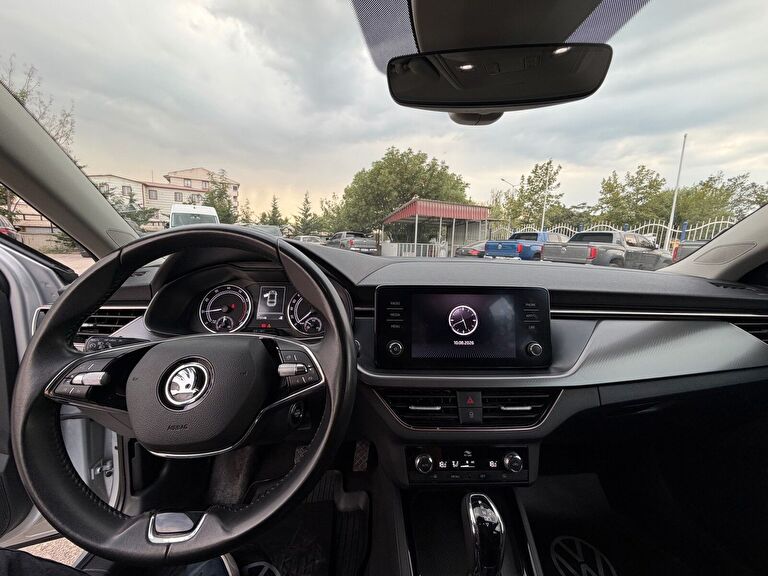 SKODA SCALA