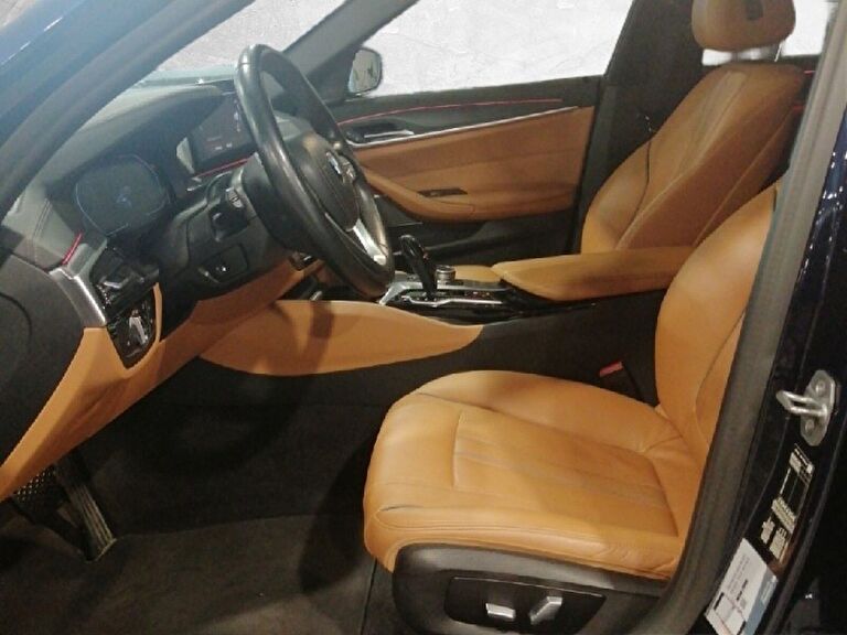 BMW 5 SERISI