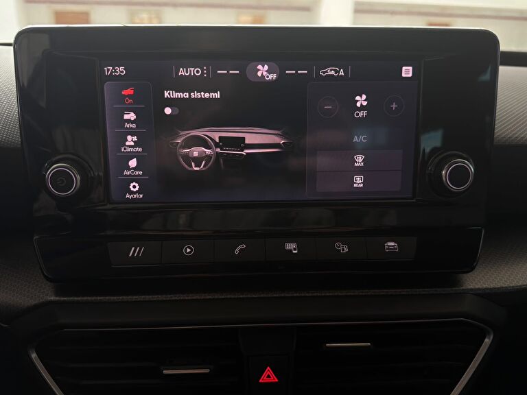 SEAT LEON