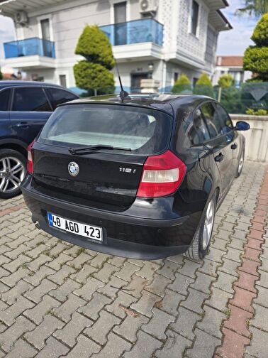 BMW 1 SERISI
