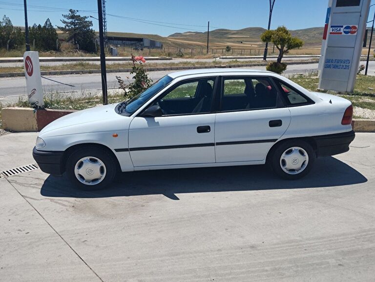 OPEL ASTRA