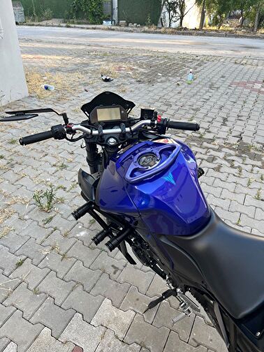 Yamaha MT-25 ABS