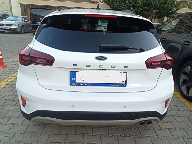 FORD FOCUS