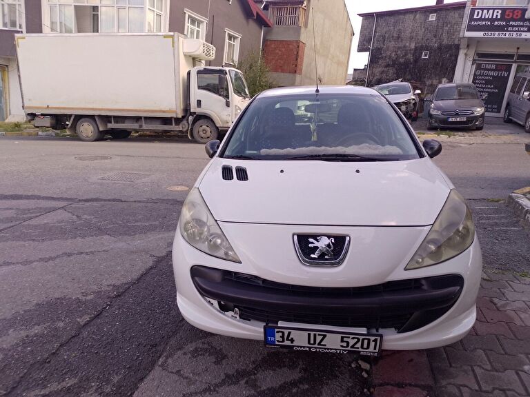PEUGEOT 206 +