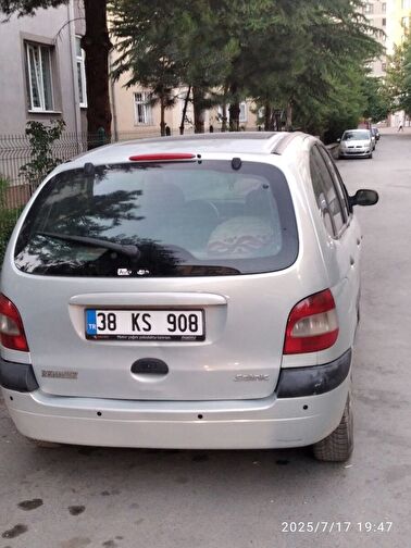 RENAULT SCENIC