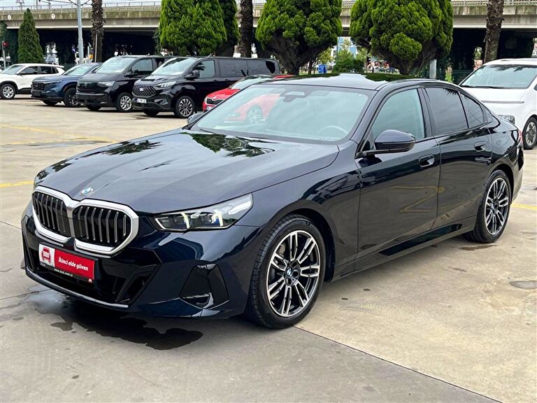 BMW 5 SERISI