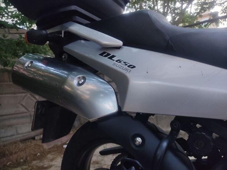 Suzuki V-Storm DL650