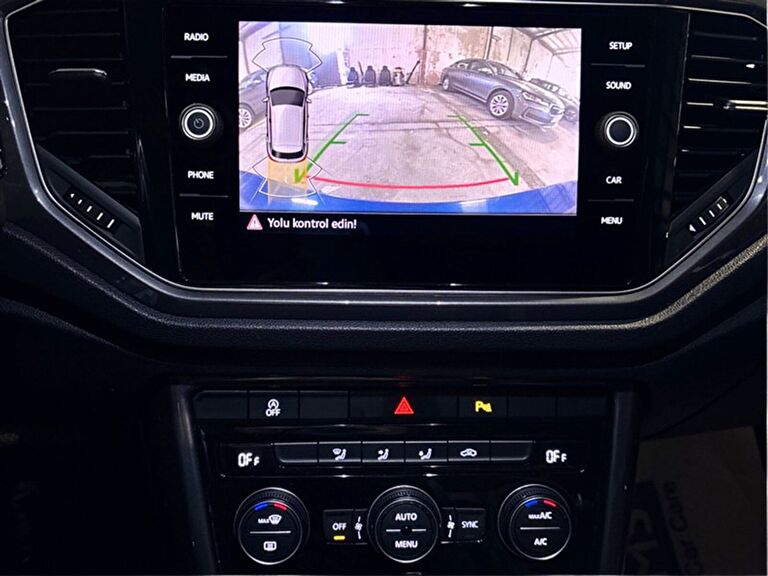 VOLKSWAGEN T-ROC