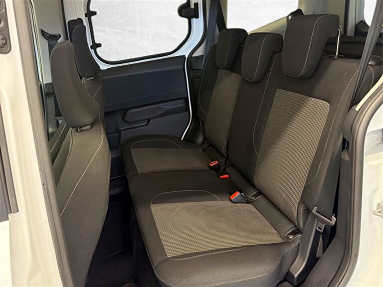FORD TOURNEO COURIER