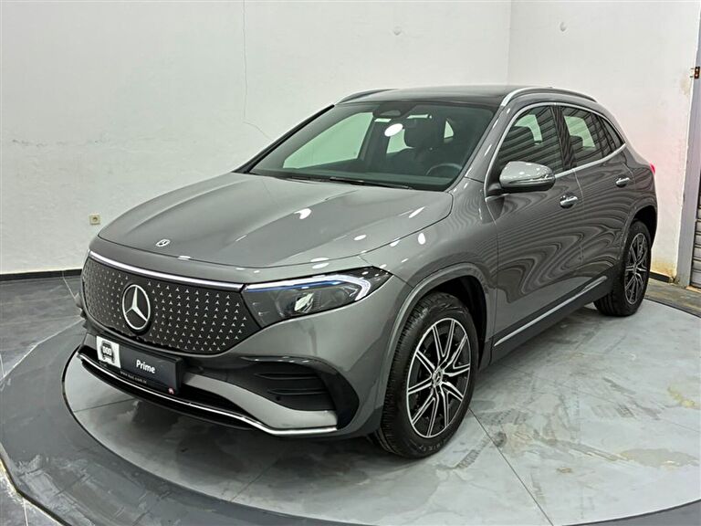MERCEDES-BENZ EQA