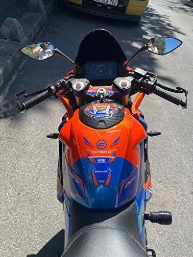 CFmoto 250SR