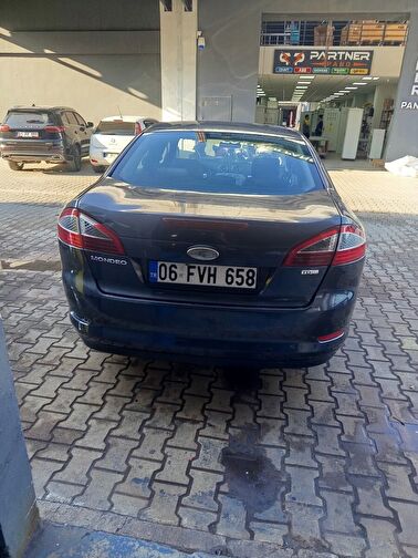 FORD MONDEO