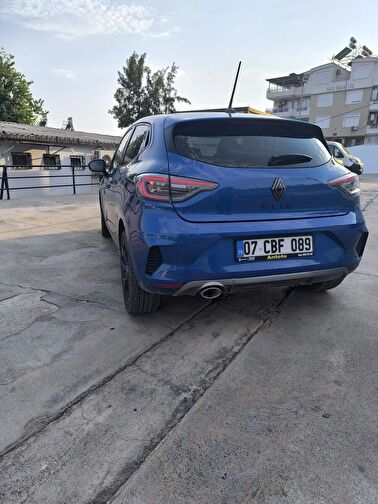 RENAULT CLIO