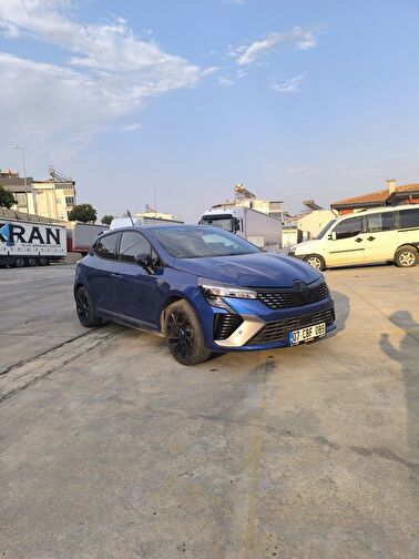RENAULT CLIO