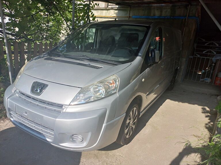 PEUGEOT EXPERT