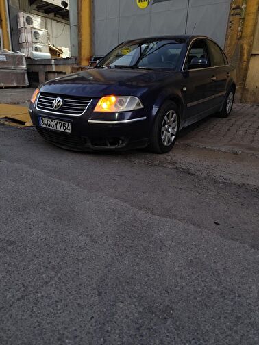 VOLKSWAGEN PASSAT