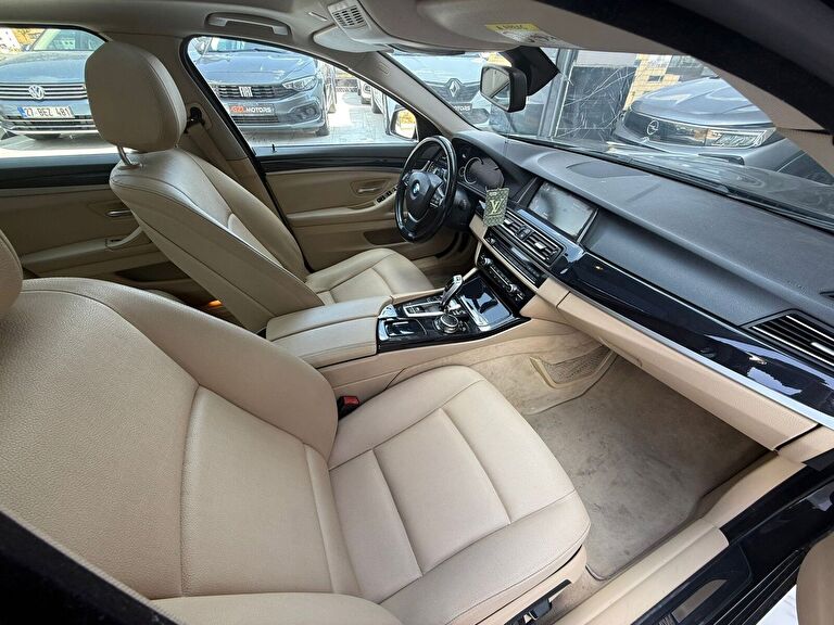 BMW 5 SERISI