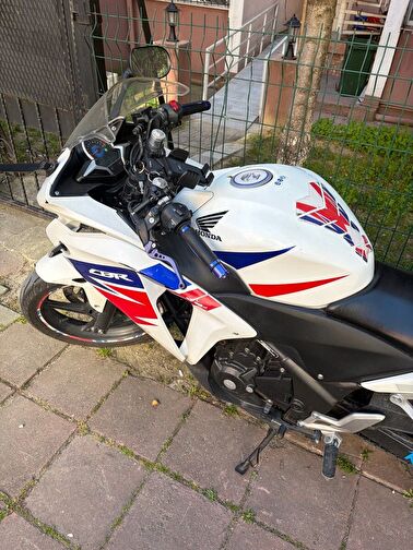 Honda CBR 250 R