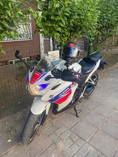 Honda CBR 250 R