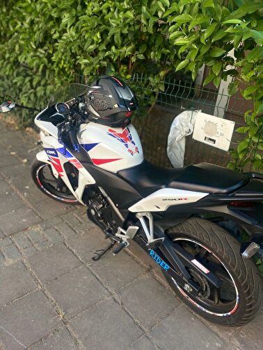 Honda CBR 250 R