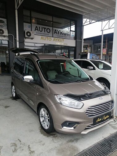 FORD TOURNEO COURIER
