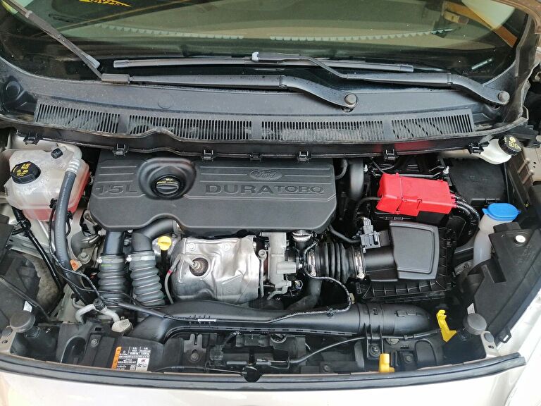 FORD TOURNEO COURIER