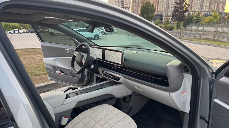 HYUNDAI IONIQ 6
