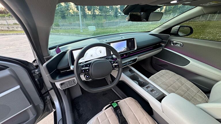 HYUNDAI IONIQ 6