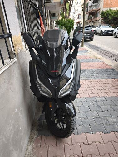 Honda Forza 250 SE