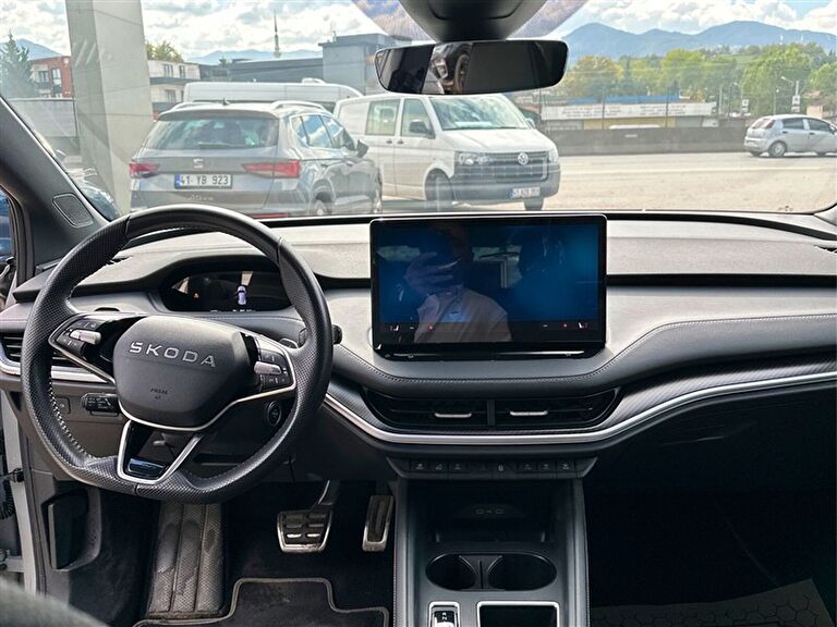 SKODA ENYAQ COUPE