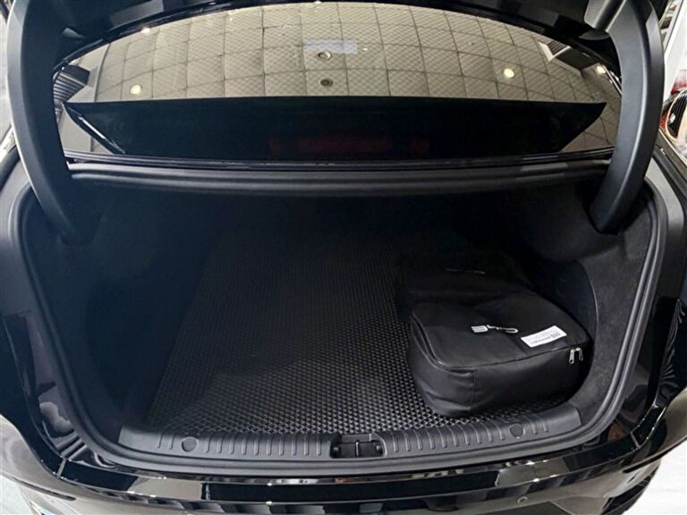 BYD HAN