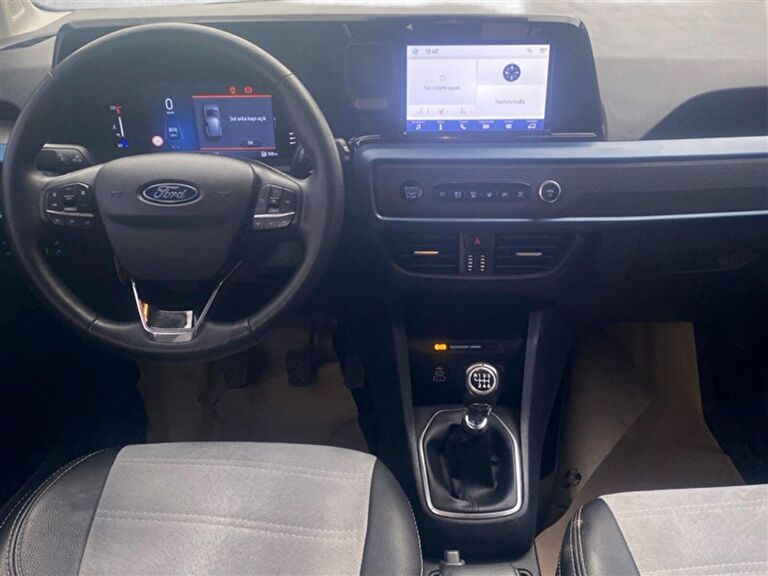 FORD TOURNEO COURIER