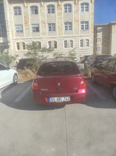 RENAULT CLIO SYMBOL