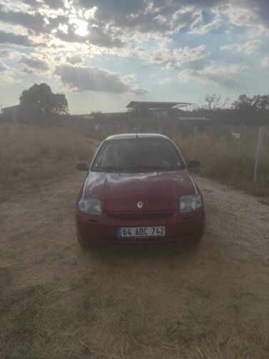 RENAULT CLIO SYMBOL