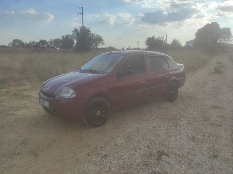 RENAULT CLIO SYMBOL