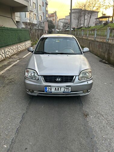 HYUNDAI ACCENT