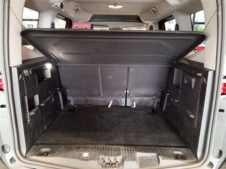 FORD TOURNEO COURIER