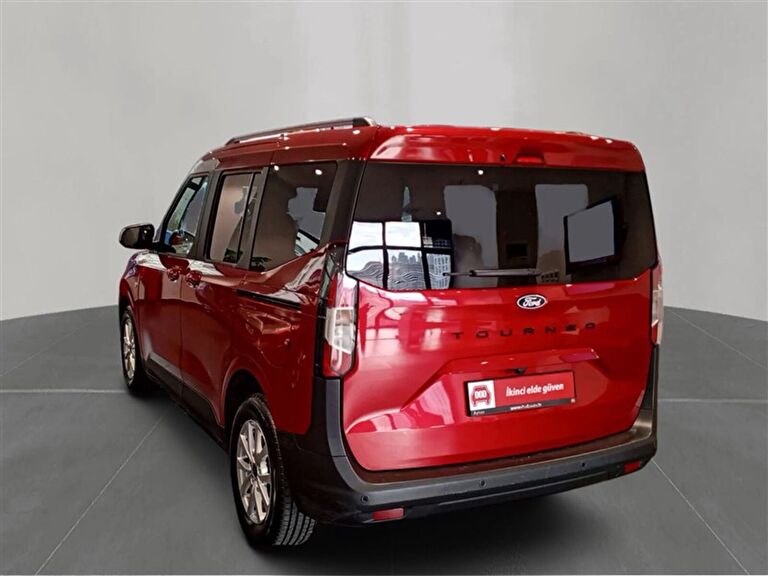 FORD TOURNEO COURIER