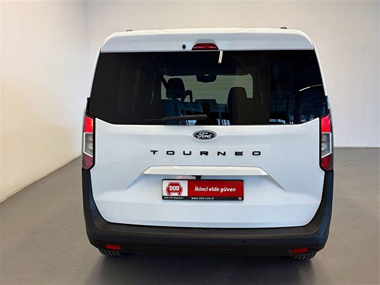 FORD TOURNEO COURIER