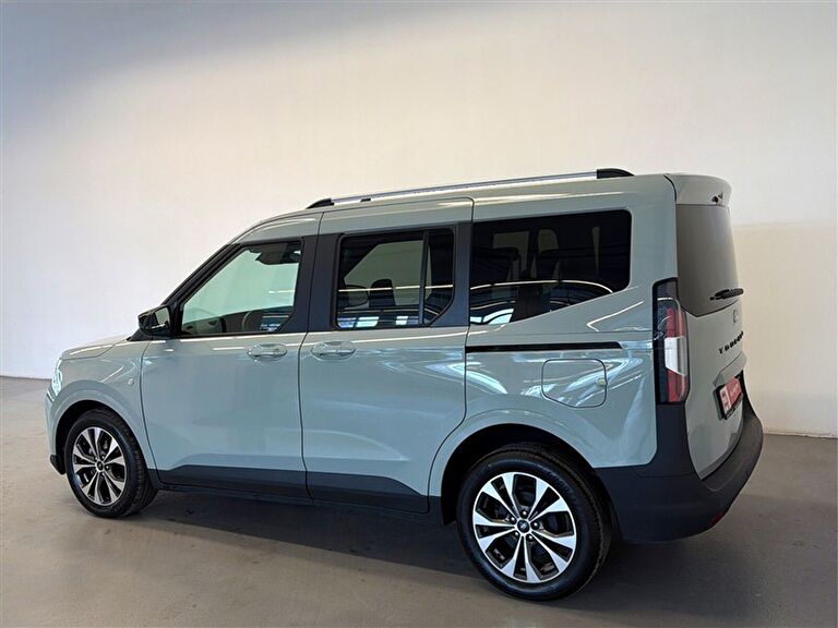 FORD TOURNEO COURIER