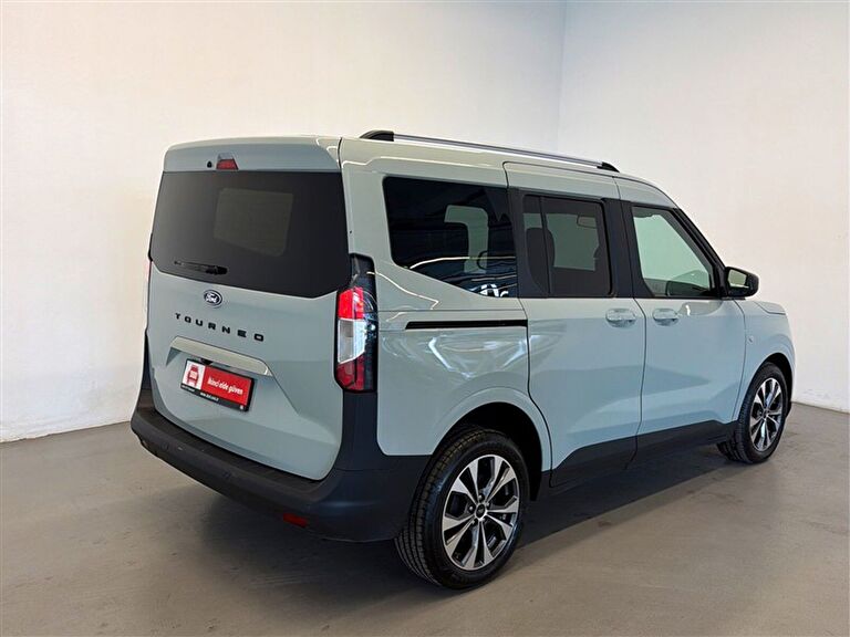 FORD TOURNEO COURIER
