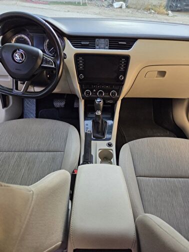 SKODA OCTAVIA