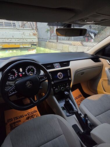 SKODA OCTAVIA