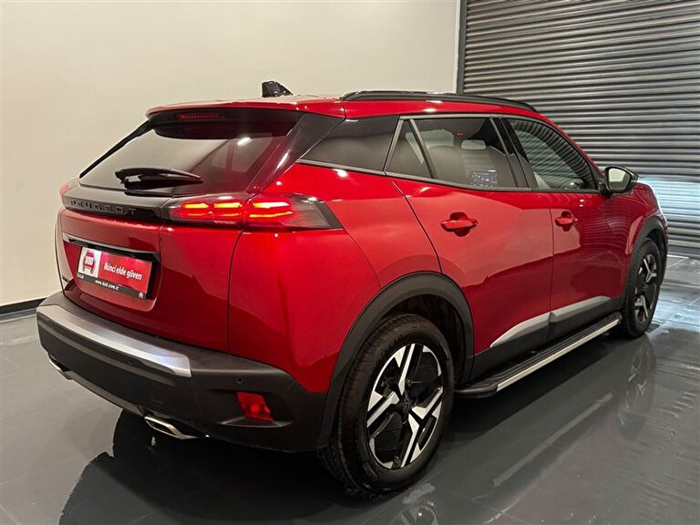 PEUGEOT 2008