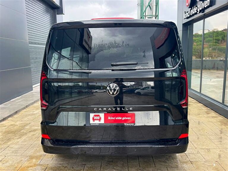 VOLKSWAGEN CARAVELLE