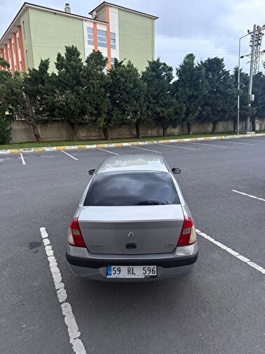 RENAULT CLIO SYMBOL