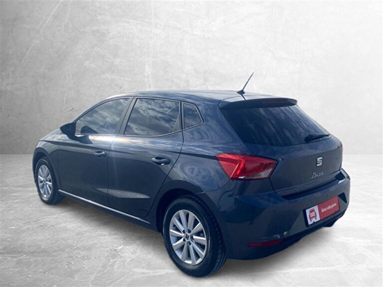 SEAT IBIZA