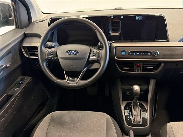 FORD TOURNEO COURIER