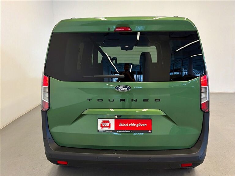 FORD TOURNEO COURIER